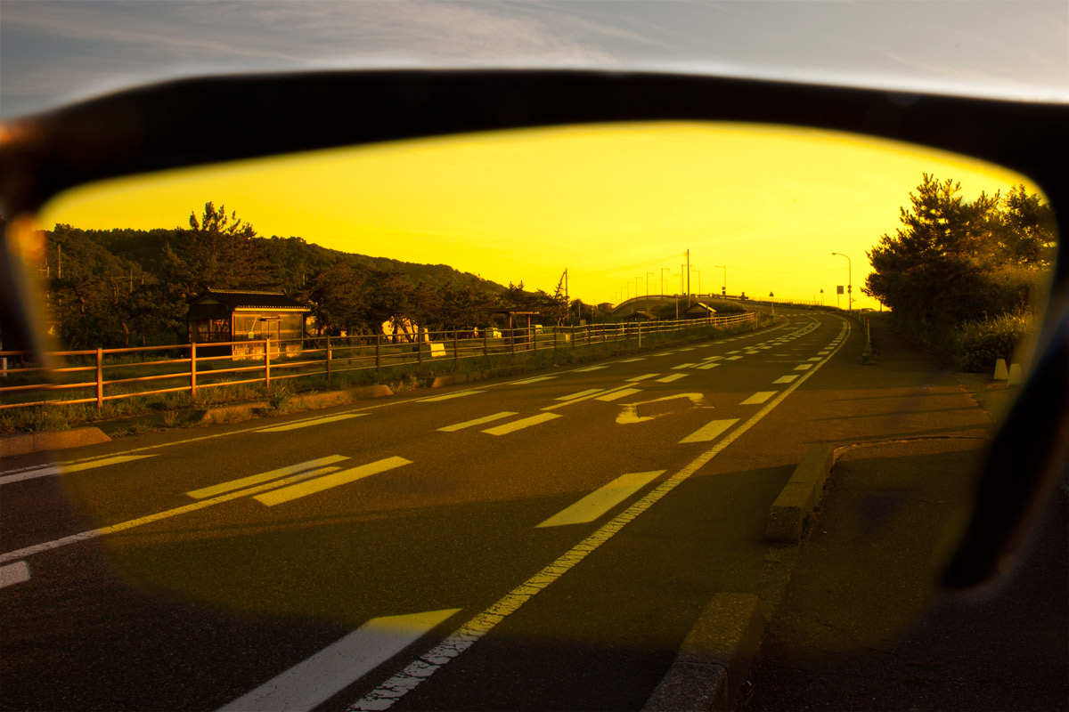 偏光レンズ越しの風景
