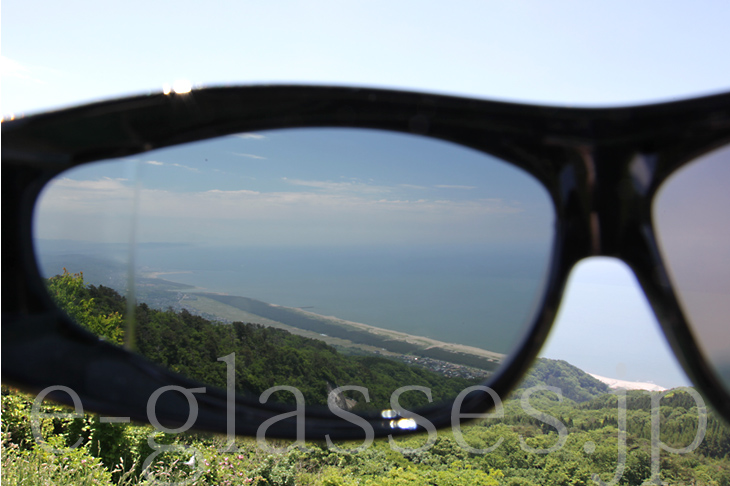 オーバーグラスで覗いた画像